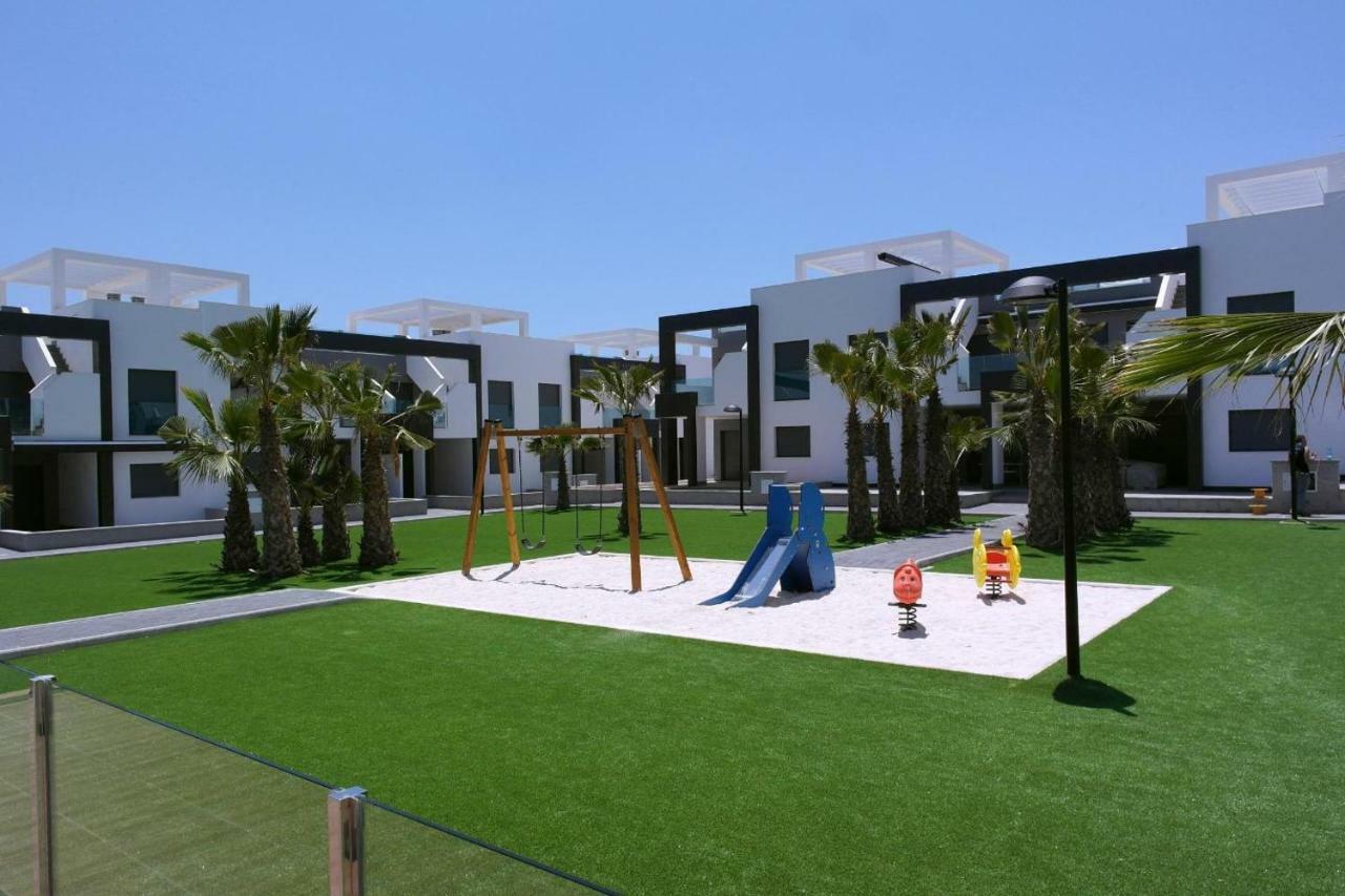 Oasis Beach IX Puntaprima Apartment Torrevieja Ngoại thất bức ảnh