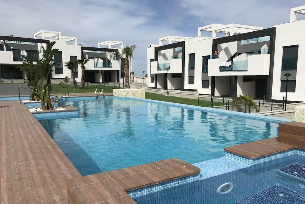 Oasis Beach IX Puntaprima Apartment Torrevieja Ngoại thất bức ảnh