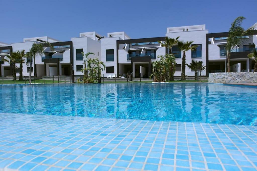 Oasis Beach IX Puntaprima Apartment Torrevieja Ngoại thất bức ảnh